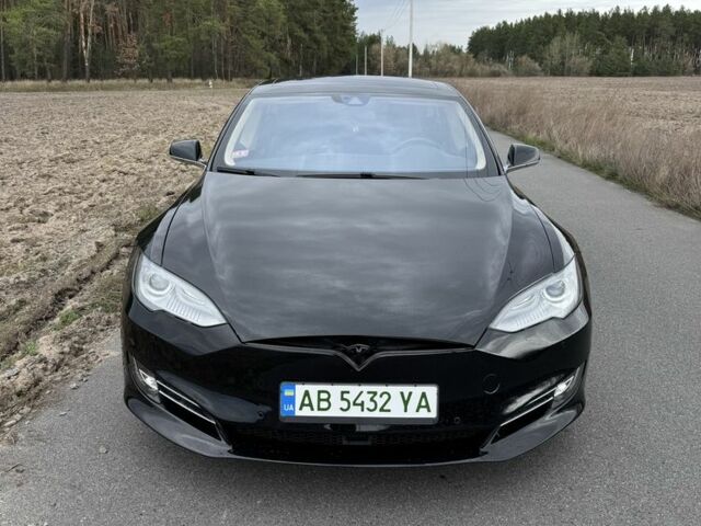 Черный Тесла Модель С, объемом двигателя 0 л и пробегом 210 тыс. км за 14859 $, фото 2 на Automoto.ua