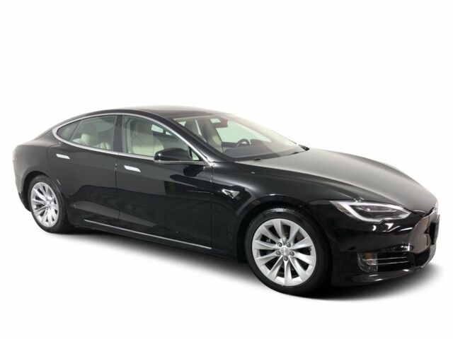 Чорний Тесла Модель С, об'ємом двигуна 0 л та пробігом 110 тис. км за 17000 $, фото 12 на Automoto.ua