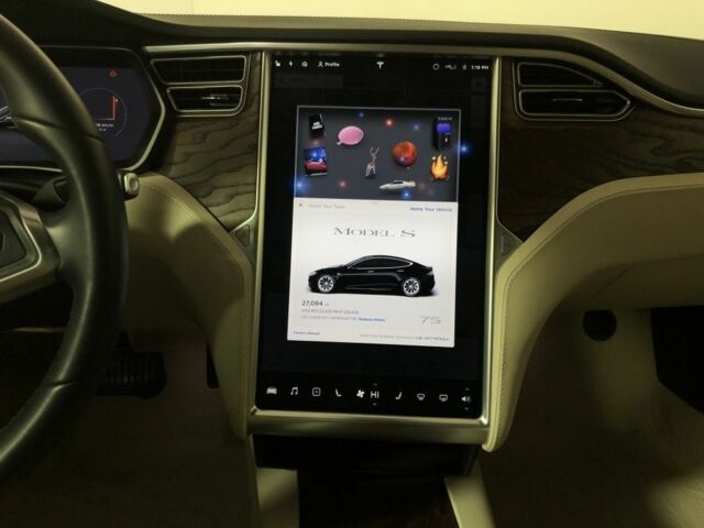 Чорний Тесла Модель С, об'ємом двигуна 0 л та пробігом 110 тис. км за 17000 $, фото 18 на Automoto.ua