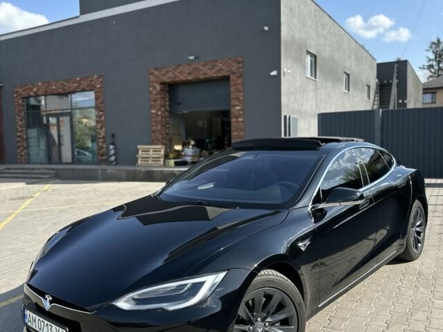 Черный Тесла Модель С, объемом двигателя 0 л и пробегом 59 тыс. км за 32000 $, фото 5 на Automoto.ua