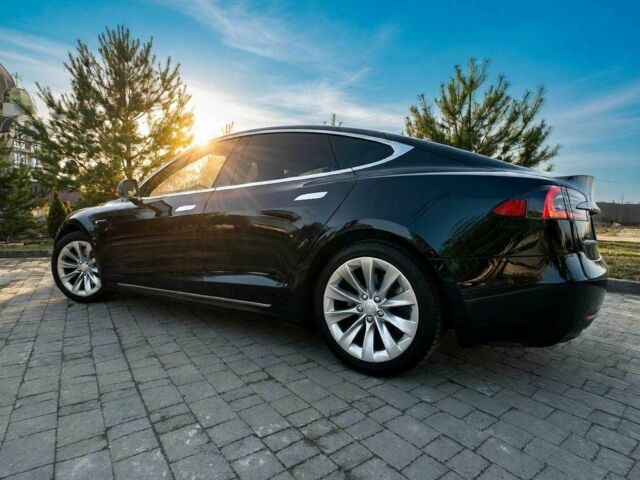 Чорний Тесла Модель С, об'ємом двигуна 0 л та пробігом 99 тис. км за 17200 $, фото 4 на Automoto.ua