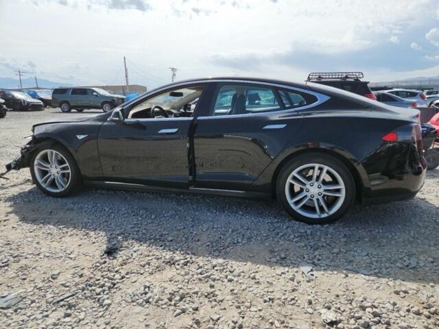 Чорний Тесла Модель С, об'ємом двигуна 0 л та пробігом 127 тис. км за 7900 $, фото 3 на Automoto.ua