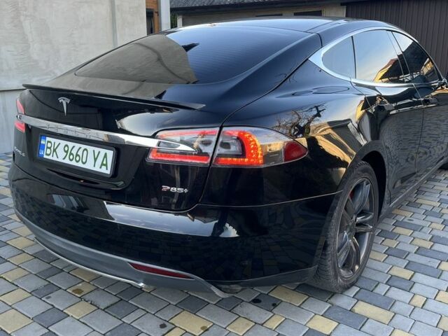 Черный Тесла Модель С, объемом двигателя 0 л и пробегом 272 тыс. км за 11800 $, фото 5 на Automoto.ua