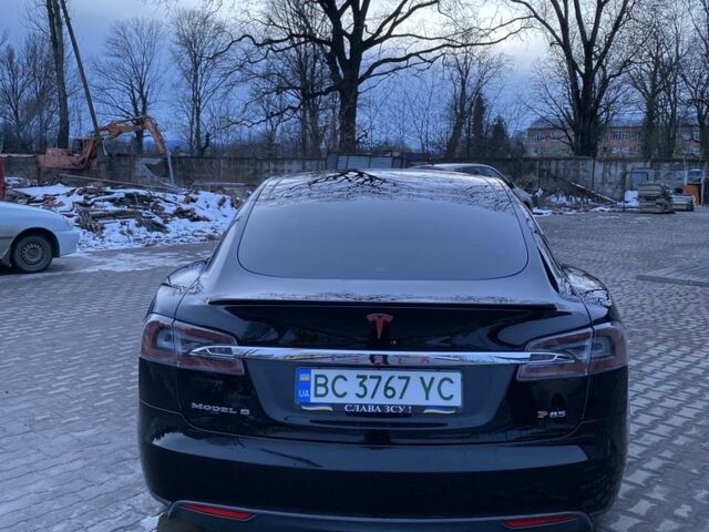 Чорний Тесла Модель С, об'ємом двигуна 0 л та пробігом 300 тис. км за 12600 $, фото 3 на Automoto.ua