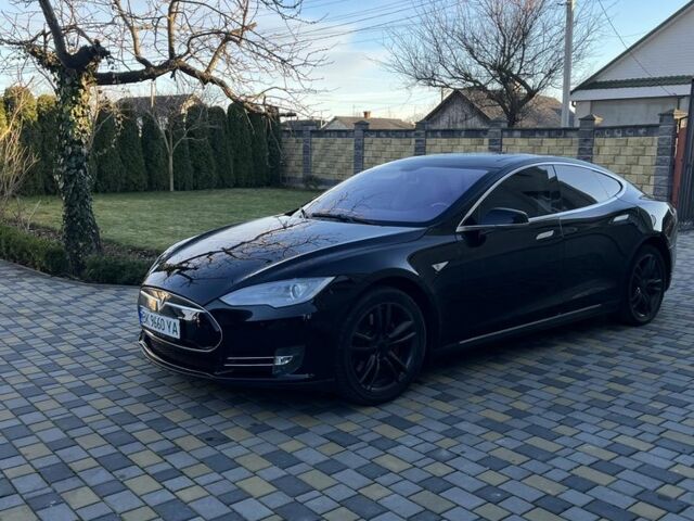 Черный Тесла Модель С, объемом двигателя 0 л и пробегом 272 тыс. км за 11800 $, фото 1 на Automoto.ua