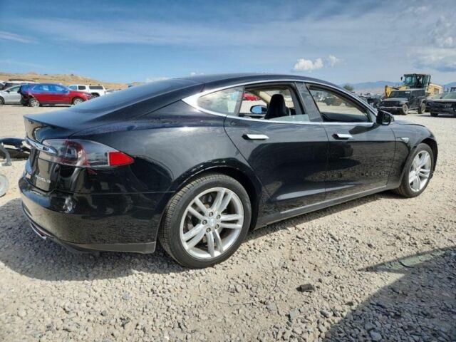 Чорний Тесла Модель С, об'ємом двигуна 0 л та пробігом 127 тис. км за 7900 $, фото 1 на Automoto.ua