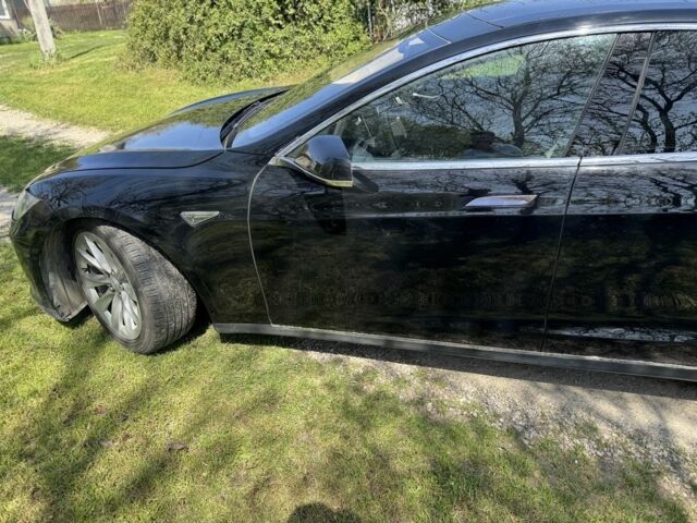 Черный Тесла Модель С, объемом двигателя 0 л и пробегом 145 тыс. км за 12000 $, фото 7 на Automoto.ua