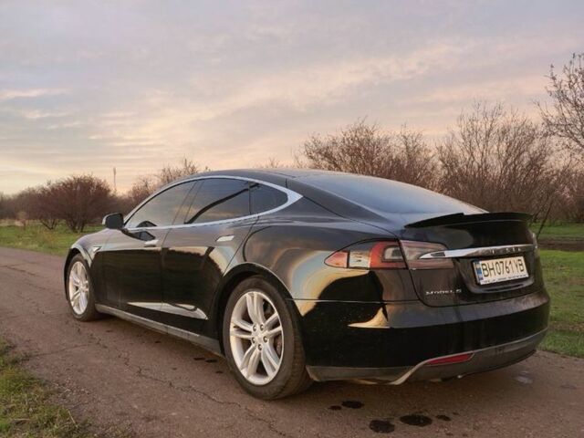 Черный Тесла Модель С, объемом двигателя 0 л и пробегом 162 тыс. км за 10500 $, фото 6 на Automoto.ua