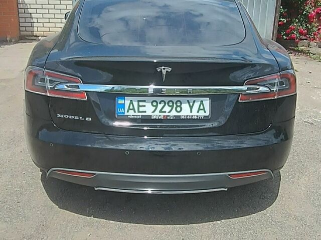 Чорний Тесла Модель С, об'ємом двигуна 0 л та пробігом 125 тис. км за 14671 $, фото 6 на Automoto.ua