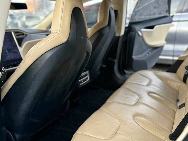 Чорний Тесла Модель С, об'ємом двигуна 0 л та пробігом 229 тис. км за 13800 $, фото 14 на Automoto.ua