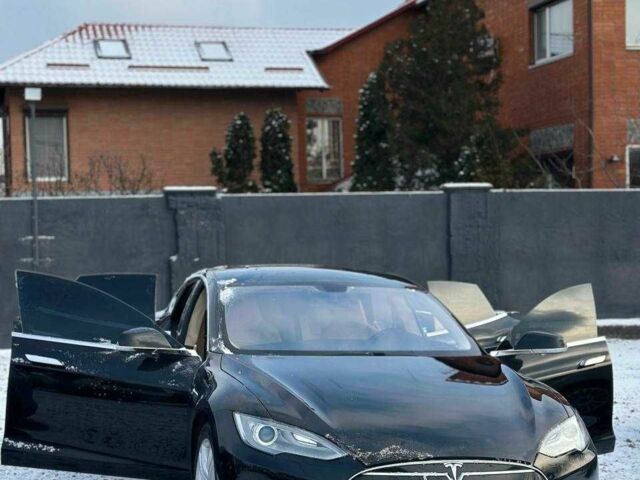 Чорний Тесла Модель С, об'ємом двигуна 0 л та пробігом 229 тис. км за 13800 $, фото 2 на Automoto.ua