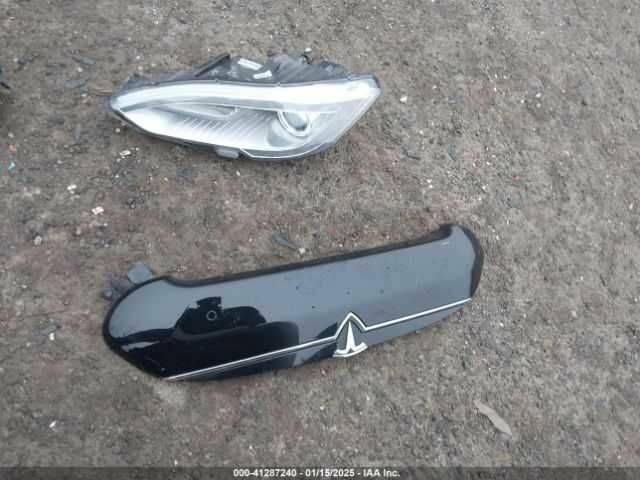 Черный Тесла Модель С, объемом двигателя 0 л и пробегом 48 тыс. км за 3800 $, фото 9 на Automoto.ua