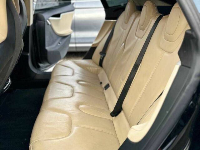 Чорний Тесла Модель С, об'ємом двигуна 0 л та пробігом 229 тис. км за 13800 $, фото 15 на Automoto.ua