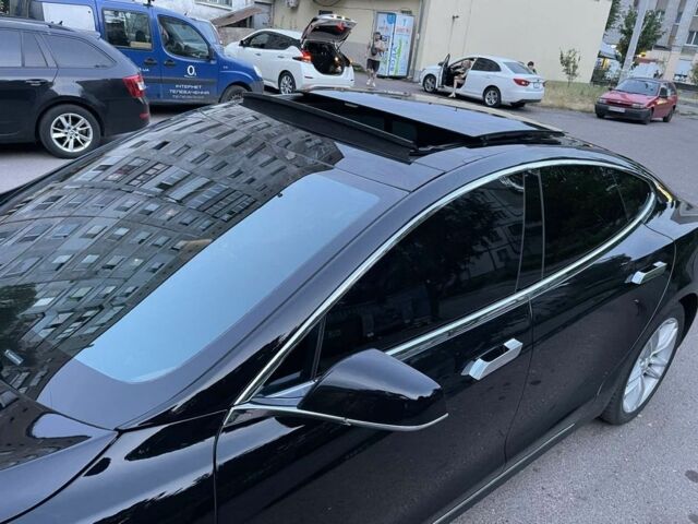 Черный Тесла Модель С, объемом двигателя 0 л и пробегом 190 тыс. км за 14500 $, фото 10 на Automoto.ua