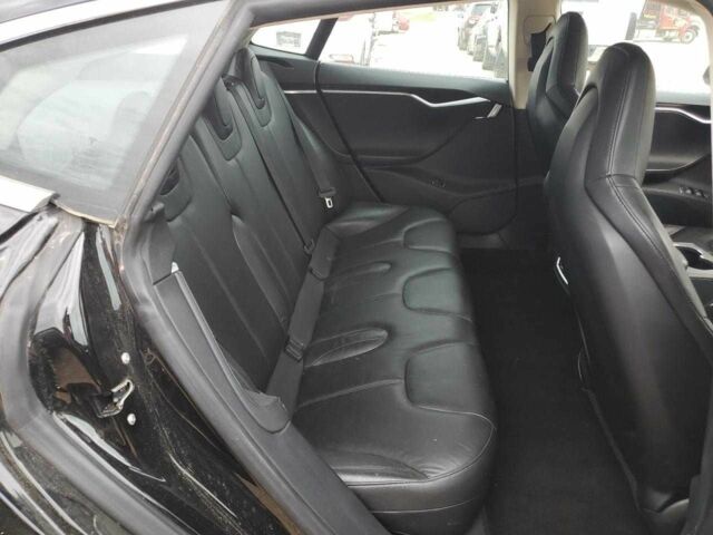 Черный Тесла Модель С, объемом двигателя 0 л и пробегом 130 тыс. км за 2000 $, фото 9 на Automoto.ua