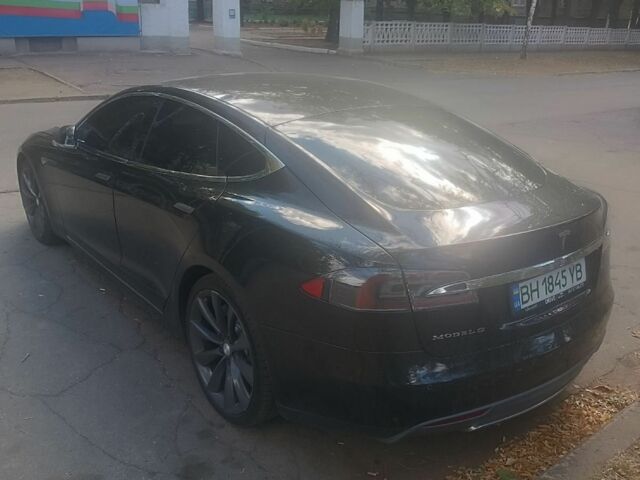 Черный Тесла Модель С, объемом двигателя 0 л и пробегом 121 тыс. км за 14800 $, фото 5 на Automoto.ua