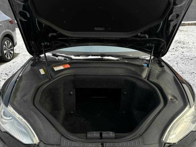 Чорний Тесла Модель С, об'ємом двигуна 0 л та пробігом 229 тис. км за 13800 $, фото 7 на Automoto.ua