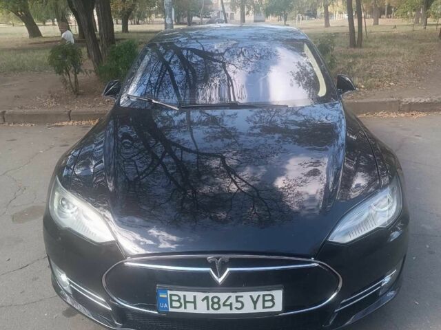 Черный Тесла Модель С, объемом двигателя 0 л и пробегом 121 тыс. км за 14800 $, фото 1 на Automoto.ua