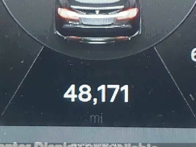 Черный Тесла Модель С, объемом двигателя 0 л и пробегом 48 тыс. км за 3800 $, фото 13 на Automoto.ua