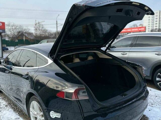 Чорний Тесла Модель С, об'ємом двигуна 0 л та пробігом 229 тис. км за 13800 $, фото 16 на Automoto.ua