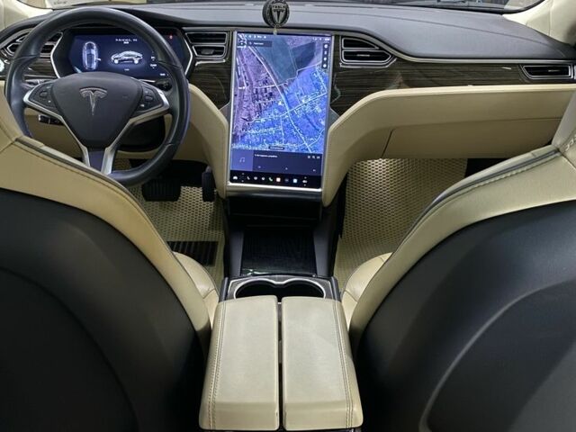 Черный Тесла Модель С, объемом двигателя 0 л и пробегом 145 тыс. км за 15399 $, фото 6 на Automoto.ua