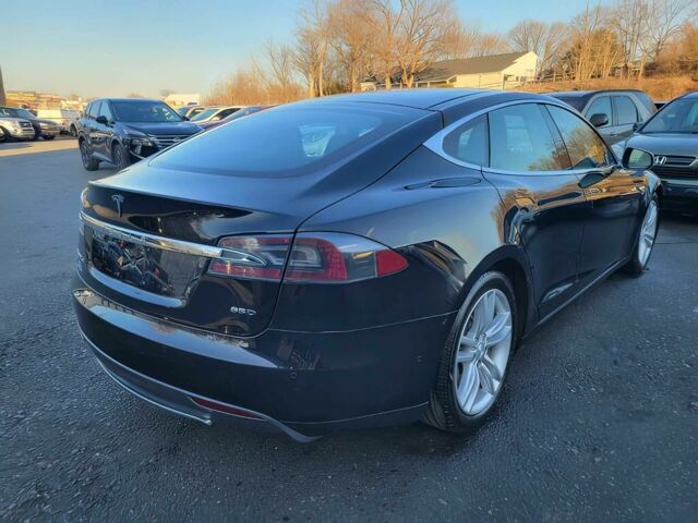 Черный Тесла Модель С, объемом двигателя 0 л и пробегом 73 тыс. км за 9000 $, фото 4 на Automoto.ua