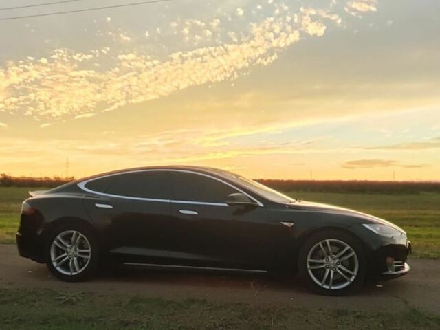Чорний Тесла Модель С, об'ємом двигуна 0 л та пробігом 162 тис. км за 9500 $, фото 7 на Automoto.ua