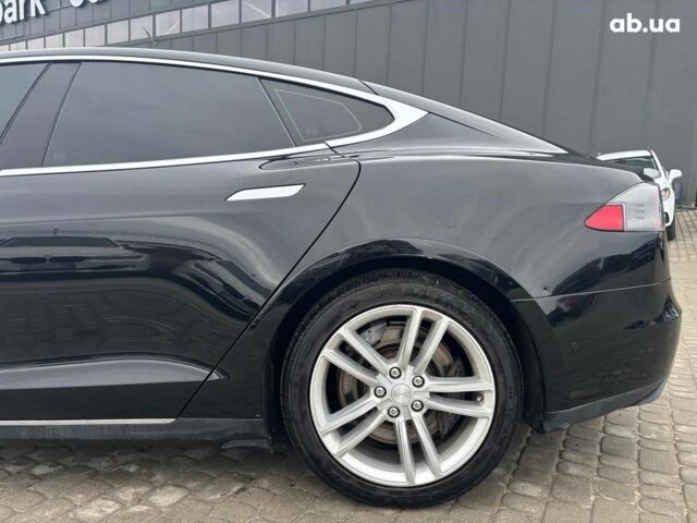 Черный Тесла Модель С, объемом двигателя 1 л и пробегом 143 тыс. км за 14690 $, фото 23 на Automoto.ua