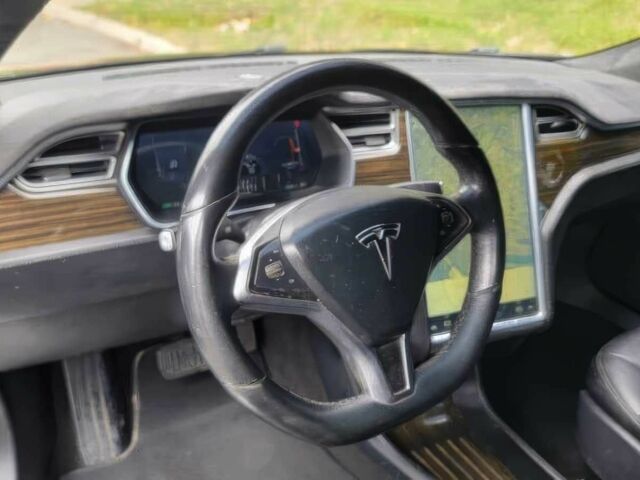 Черный Тесла Модель С, объемом двигателя 0 л и пробегом 131 тыс. км за 7800 $, фото 10 на Automoto.ua