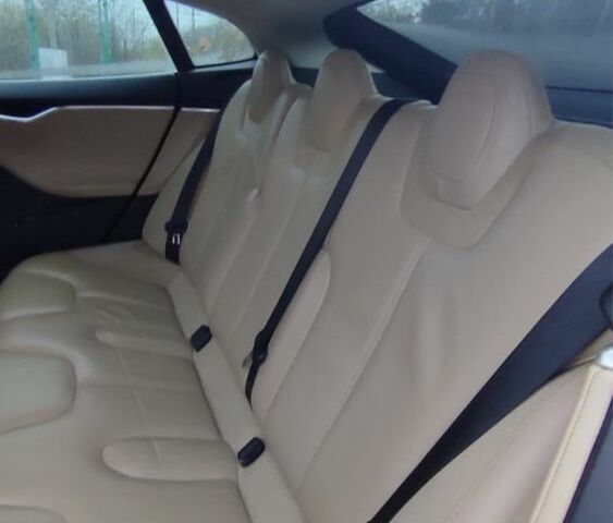 Черный Тесла Модель С, объемом двигателя 0 л и пробегом 190 тыс. км за 281 $, фото 14 на Automoto.ua