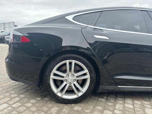 Черный Тесла Модель С, объемом двигателя 1 л и пробегом 143 тыс. км за 14690 $, фото 24 на Automoto.ua