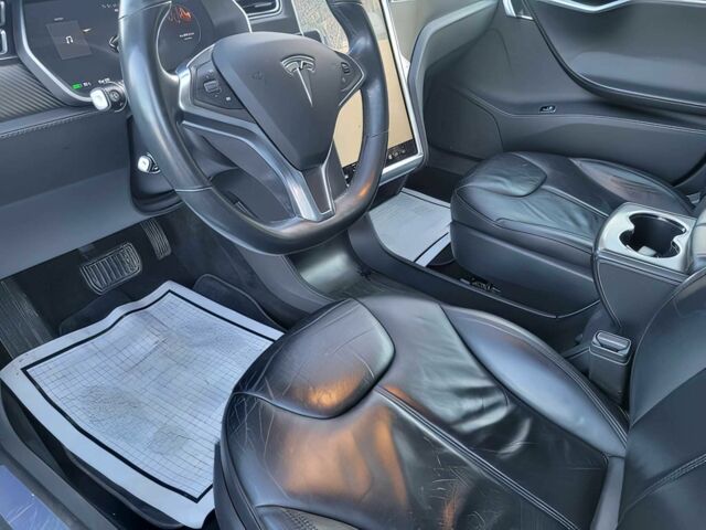 Черный Тесла Модель С, объемом двигателя 0 л и пробегом 73 тыс. км за 9000 $, фото 8 на Automoto.ua