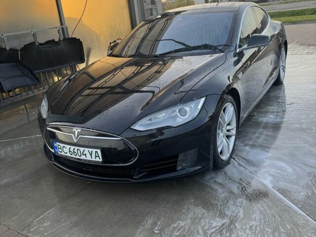 Черный Тесла Модель С, объемом двигателя 0 л и пробегом 112 тыс. км за 19000 $, фото 2 на Automoto.ua