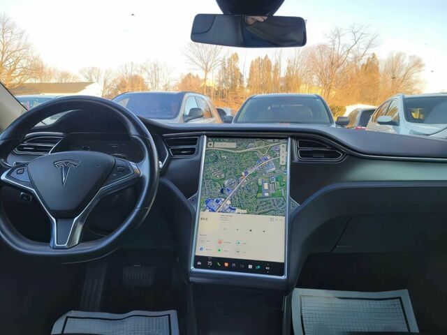 Черный Тесла Модель С, объемом двигателя 0 л и пробегом 73 тыс. км за 9000 $, фото 10 на Automoto.ua