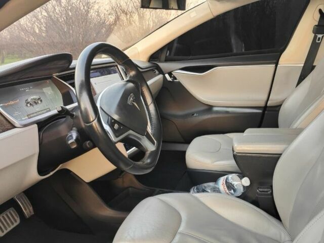 Чорний Тесла Модель С, об'ємом двигуна 0 л та пробігом 162 тис. км за 9500 $, фото 1 на Automoto.ua