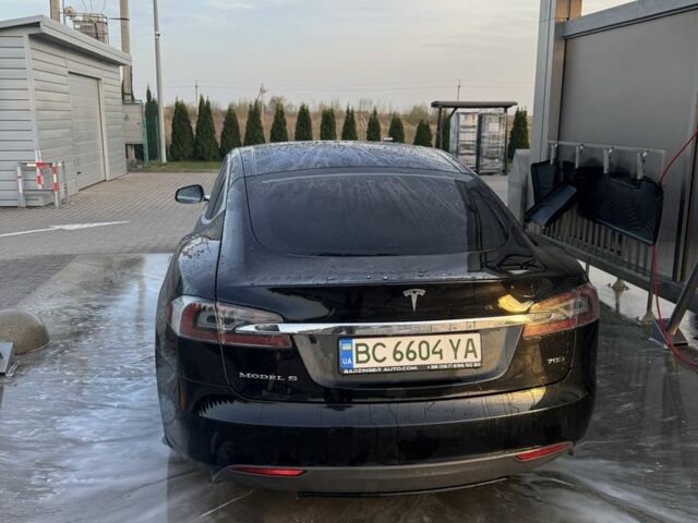 Чорний Тесла Модель С, об'ємом двигуна 0 л та пробігом 112 тис. км за 19000 $, фото 4 на Automoto.ua