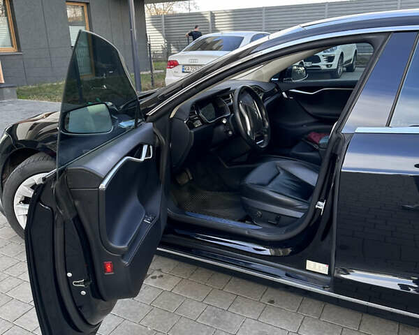 Черный Тесла Модель С, объемом двигателя 0 л и пробегом 116 тыс. км за 10000 $, фото 27 на Automoto.ua