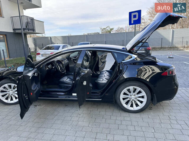 Черный Тесла Модель С, объемом двигателя 0 л и пробегом 116 тыс. км за 10000 $, фото 3 на Automoto.ua