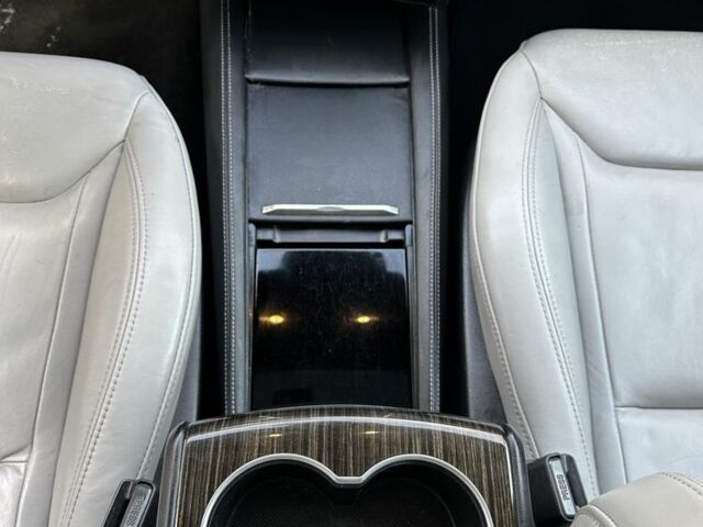 Черный Тесла Модель С, объемом двигателя 0 л и пробегом 167 тыс. км за 14300 $, фото 13 на Automoto.ua