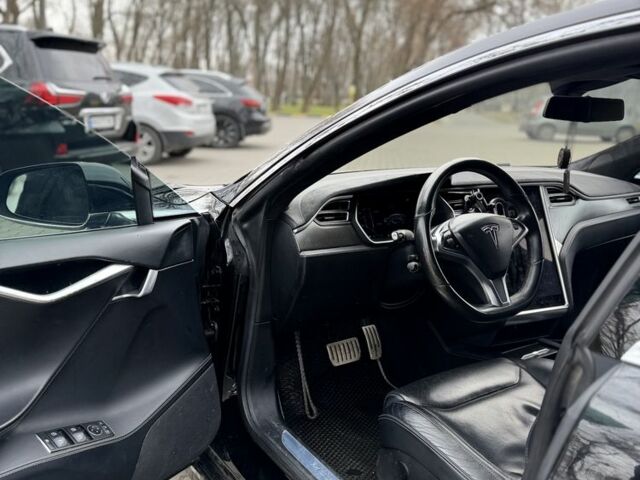 Чорний Тесла Модель С, об'ємом двигуна 0 л та пробігом 290 тис. км за 11000 $, фото 1 на Automoto.ua