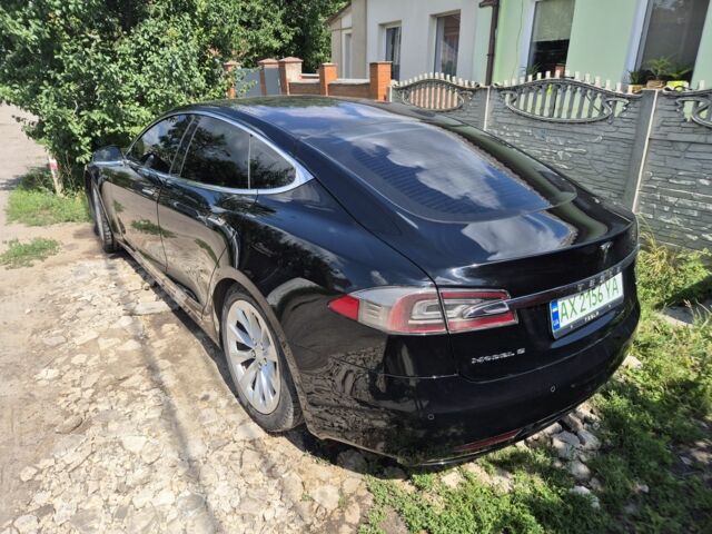 Черный Тесла Модель С, объемом двигателя 0 л и пробегом 170 тыс. км за 17030 $, фото 2 на Automoto.ua