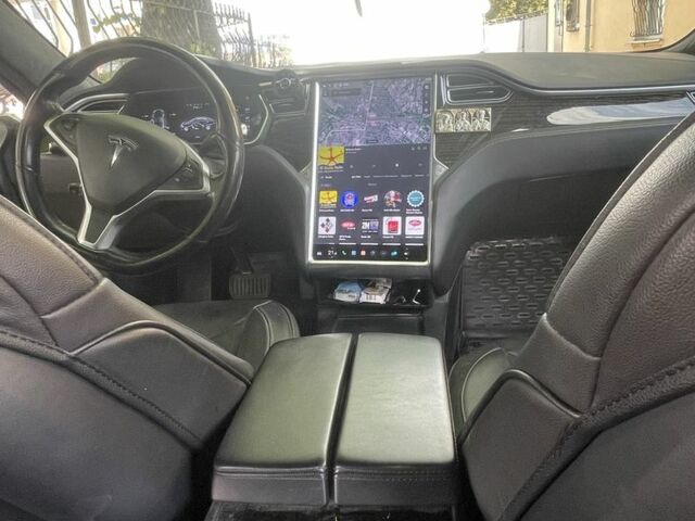 Черный Тесла Модель С, объемом двигателя 0 л и пробегом 122 тыс. км за 16653 $, фото 6 на Automoto.ua