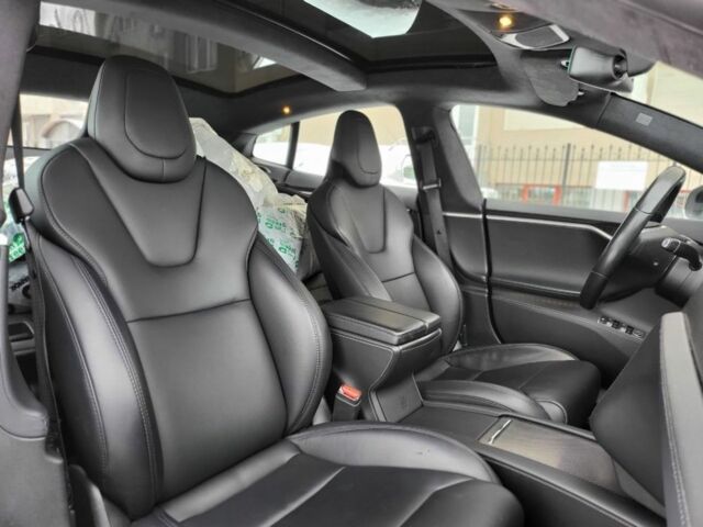 Чорний Тесла Модель С, об'ємом двигуна 0 л та пробігом 142 тис. км за 17900 $, фото 10 на Automoto.ua