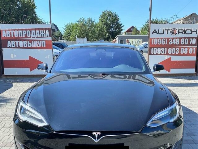Черный Тесла Модель С, объемом двигателя 0 л и пробегом 57 тыс. км за 36000 $, фото 1 на Automoto.ua