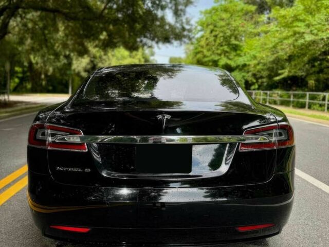 Чорний Тесла Модель С, об'ємом двигуна 0 л та пробігом 63 тис. км за 14600 $, фото 6 на Automoto.ua