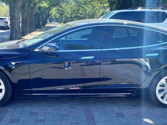 Черный Тесла Модель С, объемом двигателя 0 л и пробегом 57 тыс. км за 36000 $, фото 10 на Automoto.ua