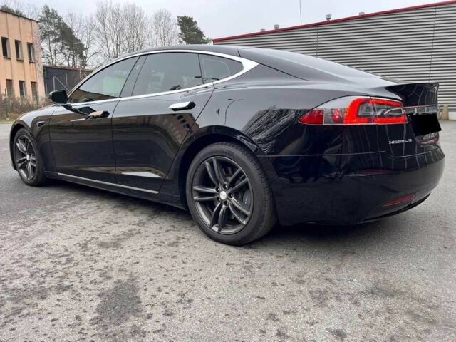 Черный Тесла Модель С, объемом двигателя 0 л и пробегом 89 тыс. км за 11800 $, фото 4 на Automoto.ua