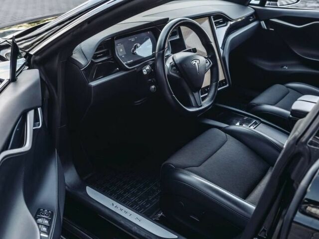 Чорний Тесла Модель С, об'ємом двигуна 0 л та пробігом 48 тис. км за 22000 $, фото 5 на Automoto.ua