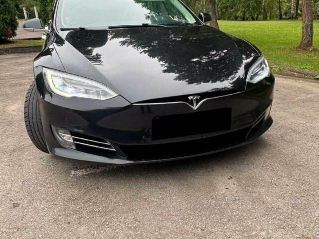 Черный Тесла Модель С, объемом двигателя 0 л и пробегом 81 тыс. км за 12300 $, фото 1 на Automoto.ua