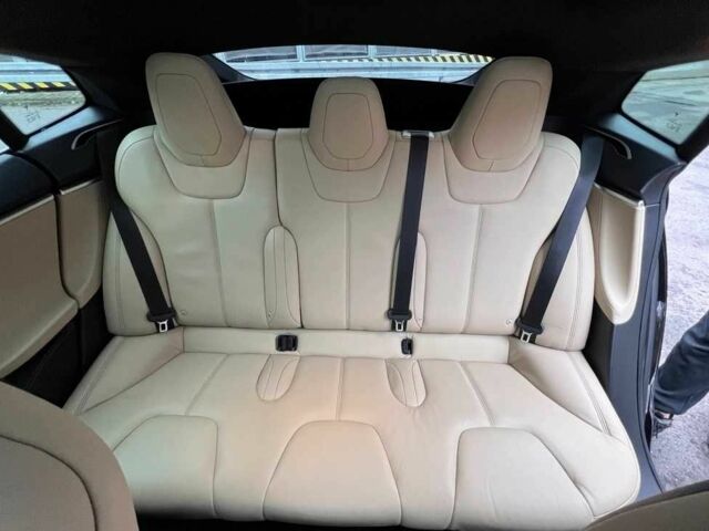 Черный Тесла Модель С, объемом двигателя 0 л и пробегом 89 тыс. км за 11800 $, фото 15 на Automoto.ua